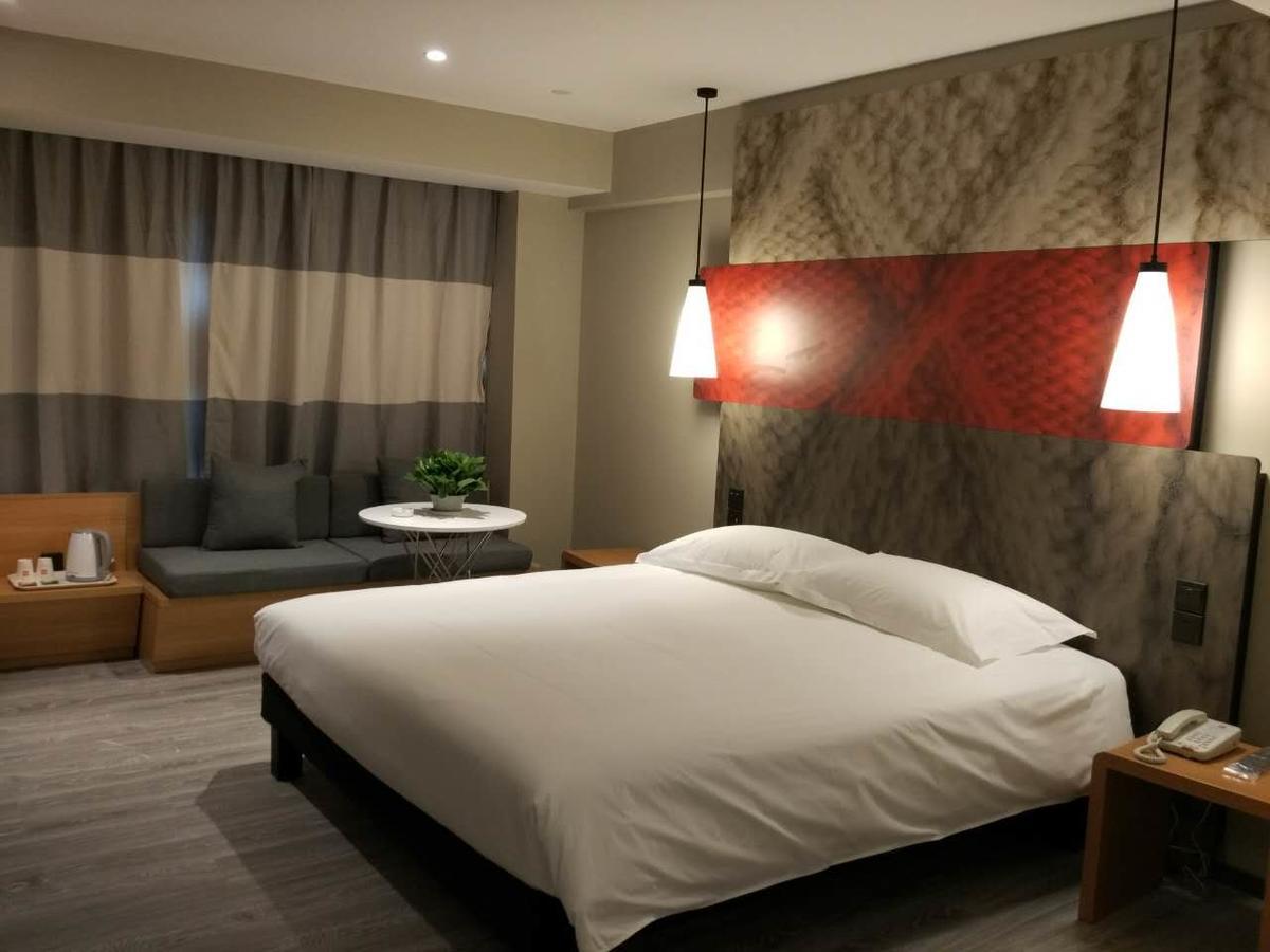 Ibis Chengdu West Jingcui Road Ξενοδοχείο Εξωτερικό φωτογραφία