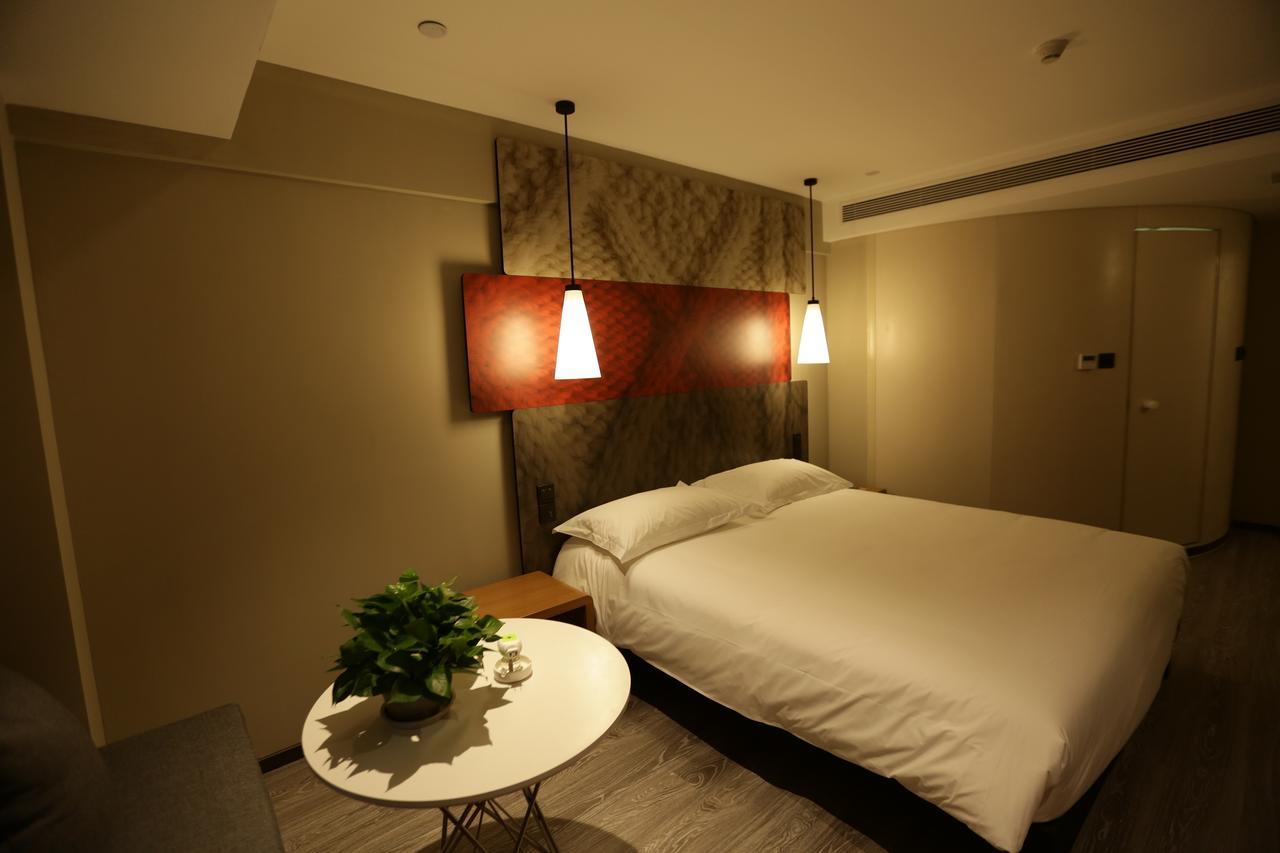 Ibis Chengdu West Jingcui Road Ξενοδοχείο Εξωτερικό φωτογραφία