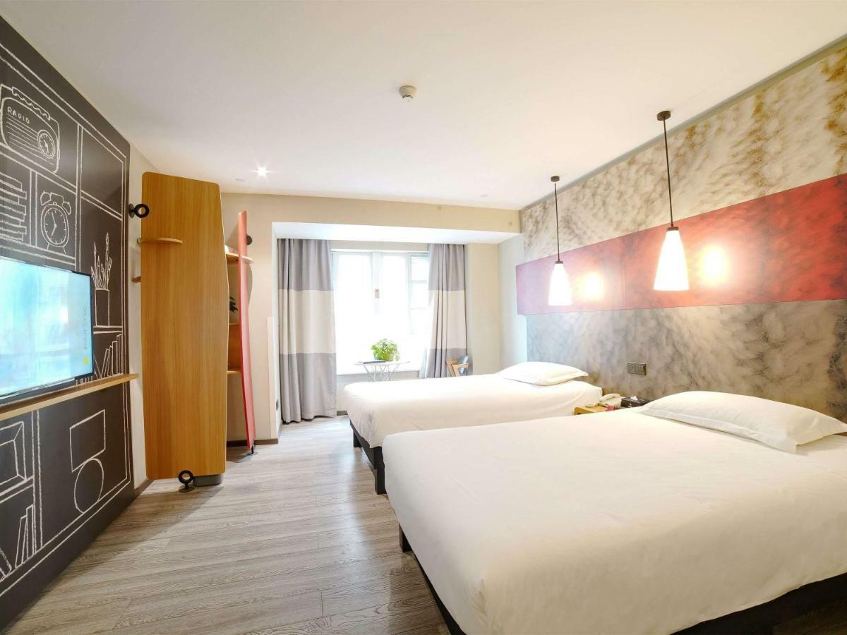 Ibis Chengdu West Jingcui Road Ξενοδοχείο Εξωτερικό φωτογραφία